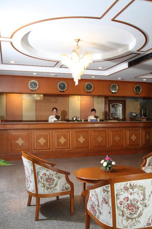 Chiangmai Ratanakosin Hotel Chiang Mai Quarto foto